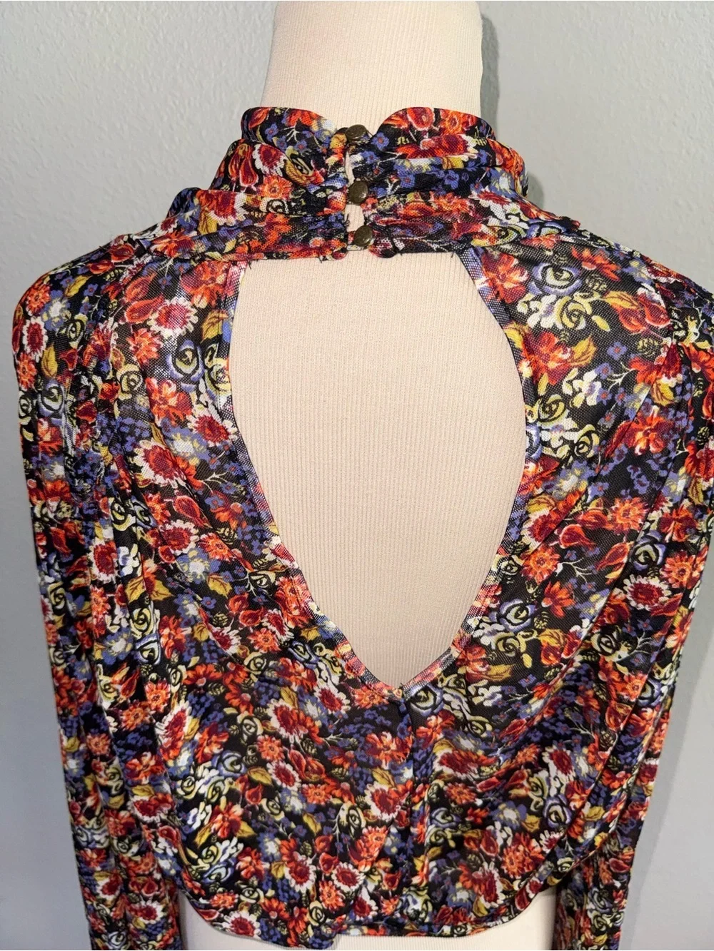 Free People | All Dolled Up Floral Cropped Top size medium
